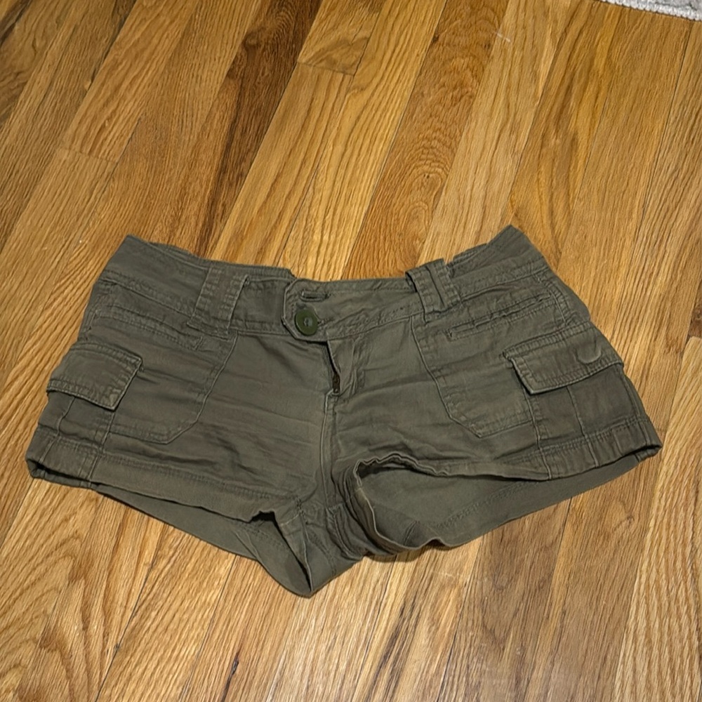 Micro Mini Shorts khaki green size 5